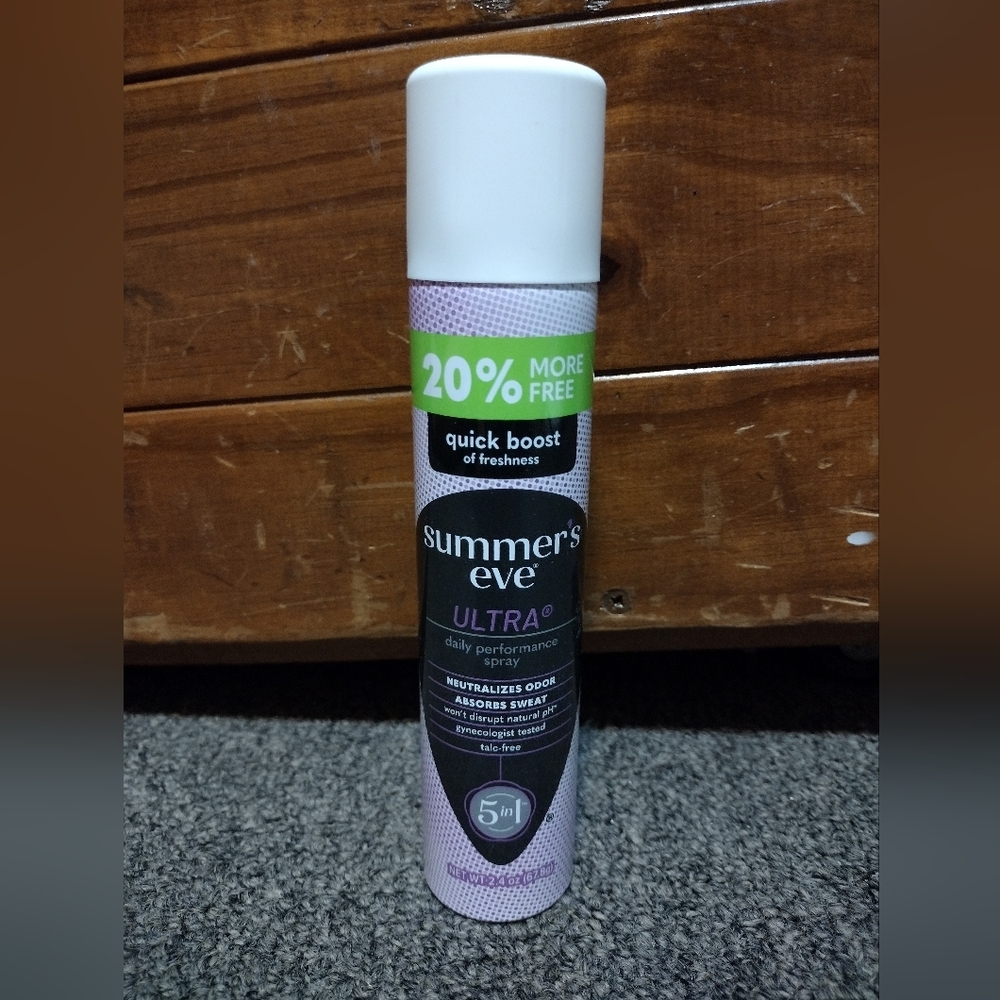 Summer's Eve Ultra Daily Performance Spray.      2.4 OZ